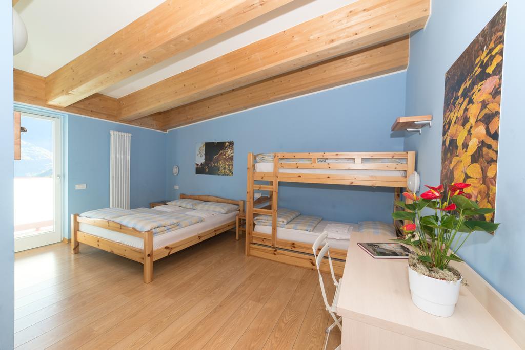 Hostel L'Ost - Ostello Di Grumes المظهر الخارجي الصورة