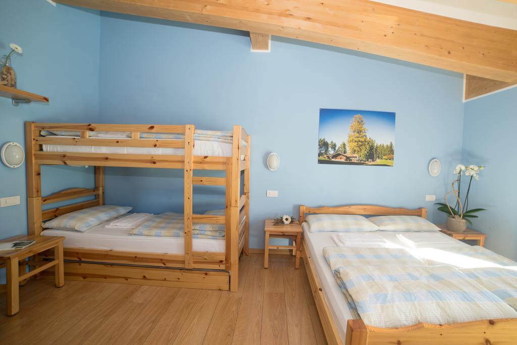 Hostel L'Ost - Ostello Di Grumes الغرفة الصورة