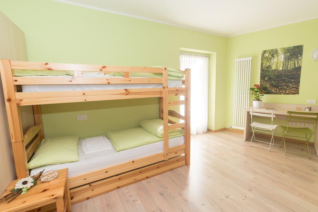 Hostel L'Ost - Ostello Di Grumes الغرفة الصورة
